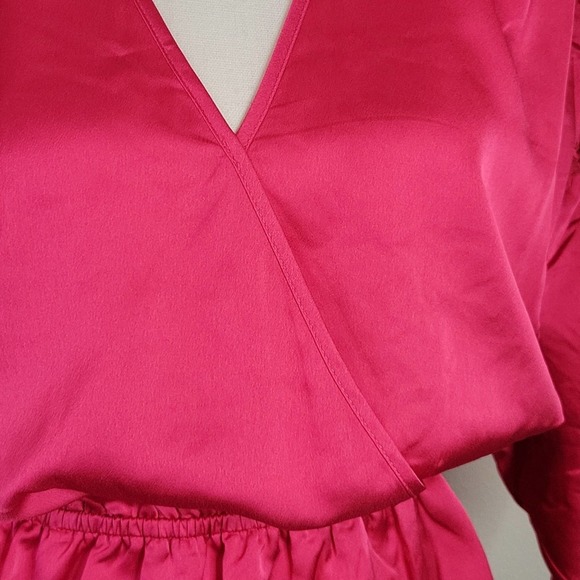 NWOT JOIE Satin Faux Wrap Ruched Dolman Sleeve peplum Blouse Pink Sz L, M - Picture 2 of 8